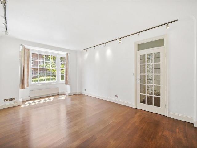 Flat for rent in Notting Hill, Greater London