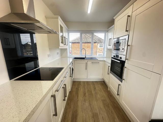 Flat for rent in Sale Moor, Trafford Park