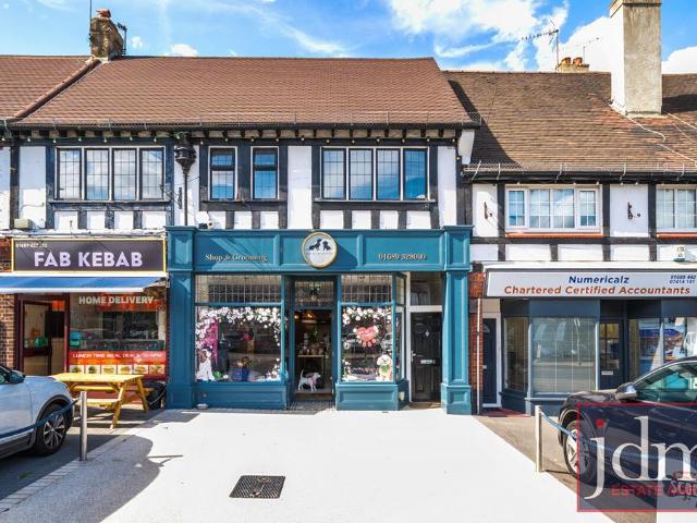 Flat for rent in Petts Wood, Greater London
