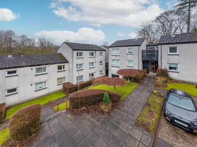 Flat for rent in Milngavie, Scotland