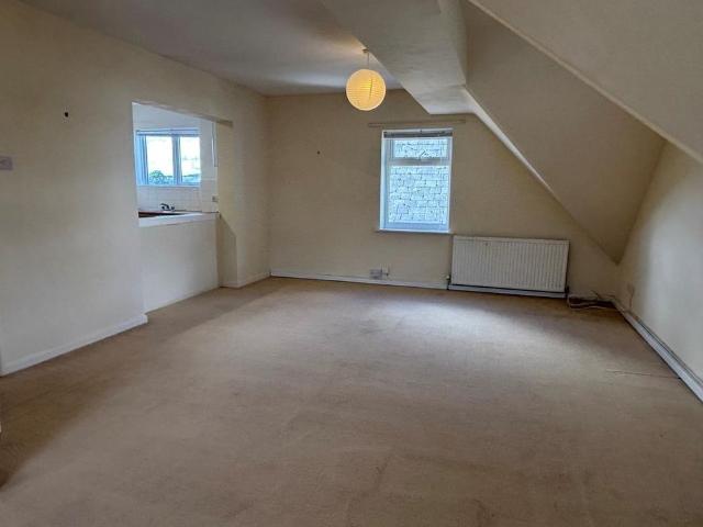 Apartment for rent in Ellacombe, Torquay