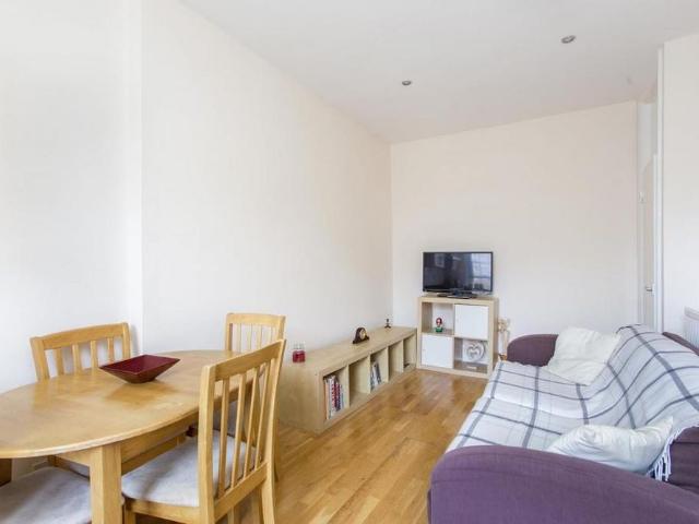 Apartment for rent in Kentish Town, Greater London