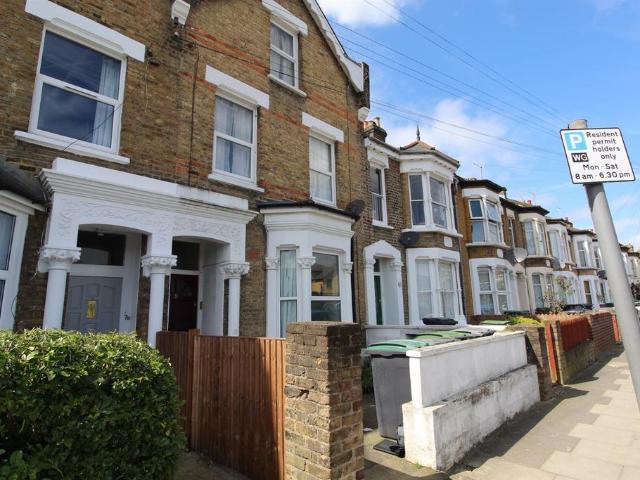 Flat for rent in Harringay, Greater London