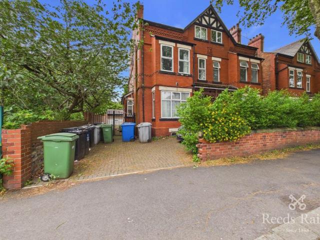 Flat for rent in Old Trafford, Trafford Park