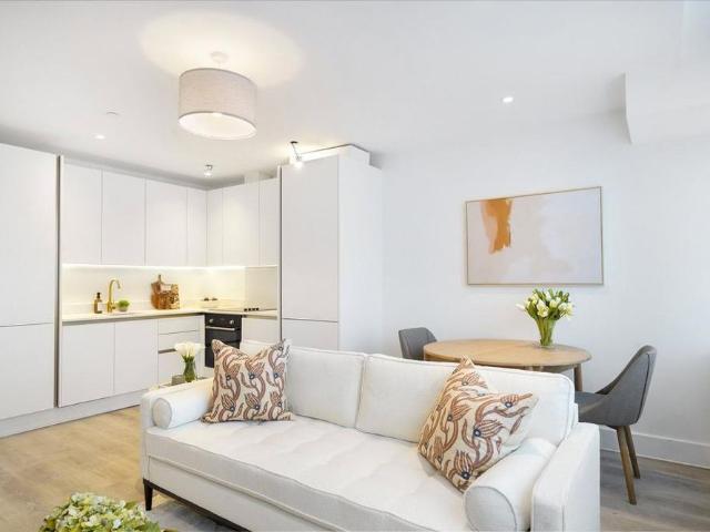 Apartment for rent in London Borough of Lambeth, Greater London