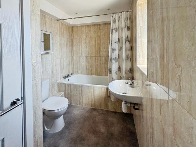 Flat for rent in Alton Barnes, Essex