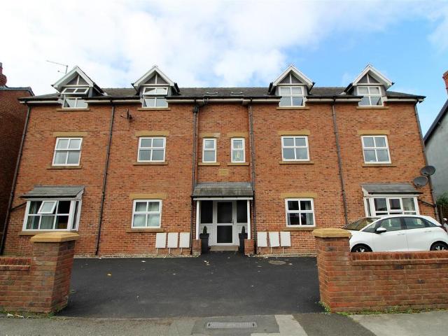 Flat for rent in Little Poulton, Cabus