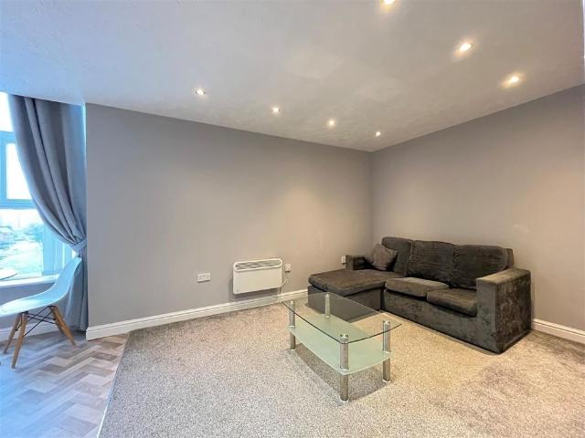 Apartment for rent in Miles Platting, Manchester