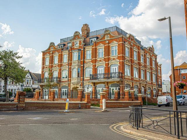 Flat for rent in Alton Barnes, Essex