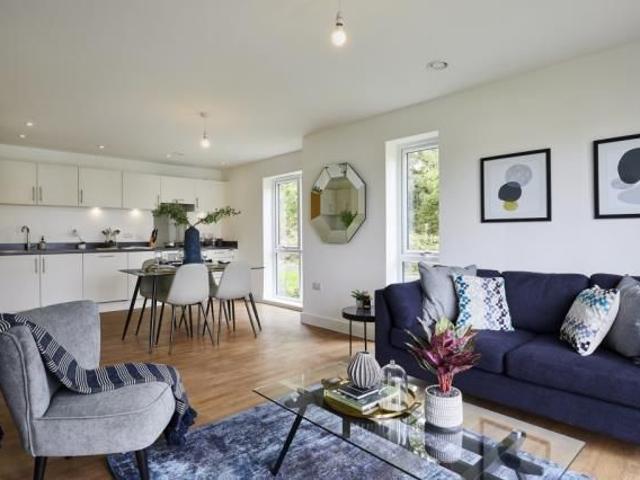 Apartment for rent in Emmbrook, Wokingham