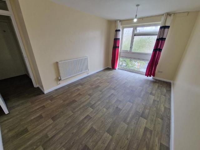 Apartment for rent in Spring Park, Luton