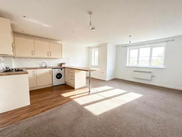 Apartment for rent in Harold Wood, Greater London