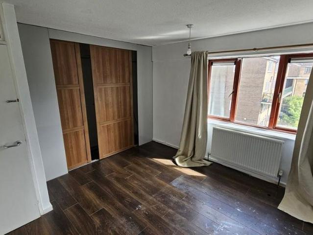 Apartment for rent in Saint George's, Netherthorpe