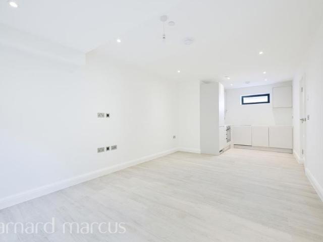 Apartment for rent in Banstead, Reigate and Banstead