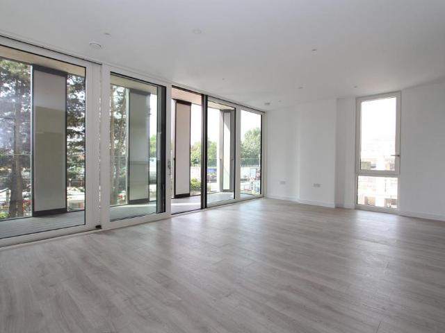 Flat for rent in Greater London