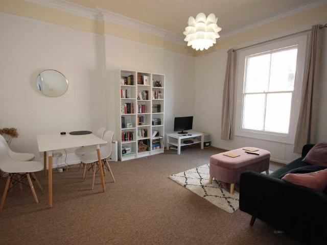 Apartment for rent in Milverton, Green Close