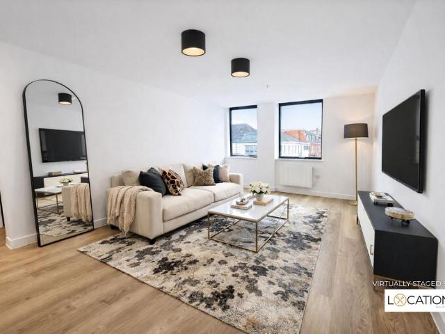 Flat for rent in Lakeside, Rodbourne