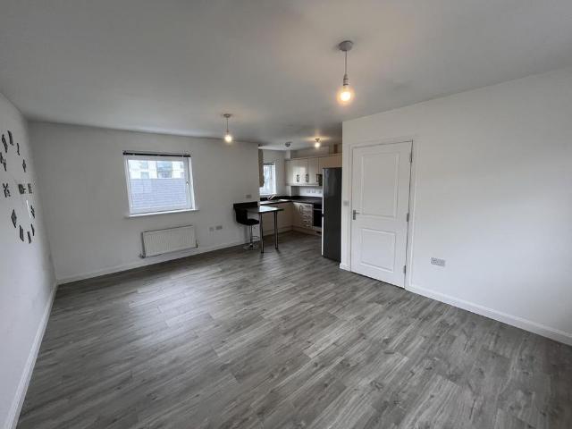 Apartment for rent in Nangreaves, Wales