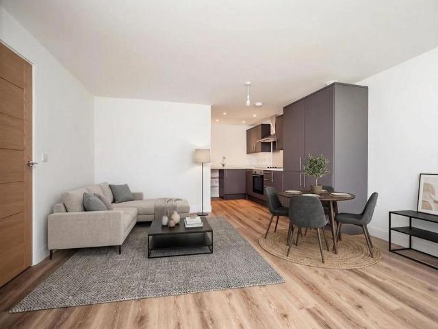 Apartment for rent in Heigham Grove, East Bank