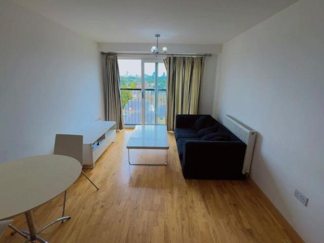 Apartment for rent in London Borough of Sutton, Greater London