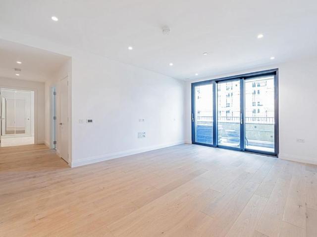 Apartment for rent in Sands End, Greater London