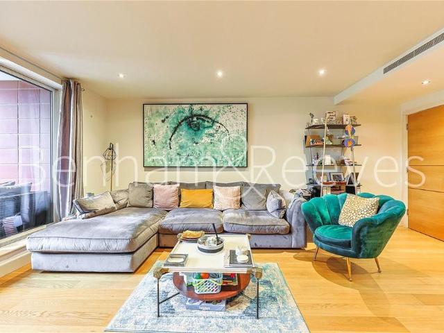 Apartment for rent in Imperial Wharf, Greater London
