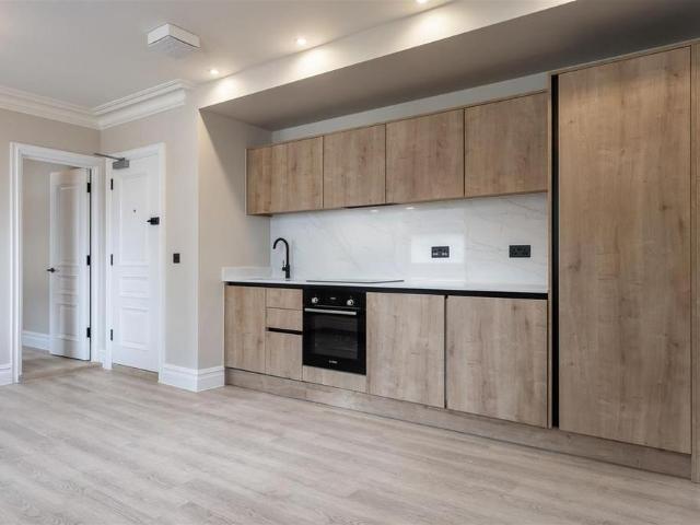 Apartment for rent in East Cliff, Acol