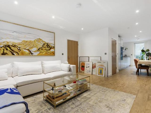 Flat for rent in Elephant and Castle, Greater London