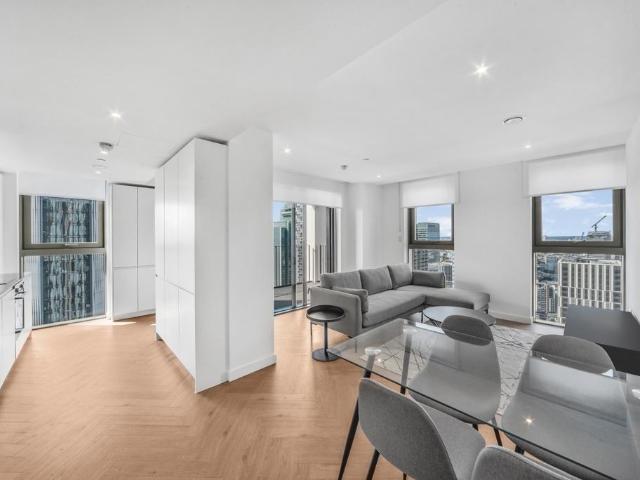 Flat for rent in Isle Of Dogs, Greater London