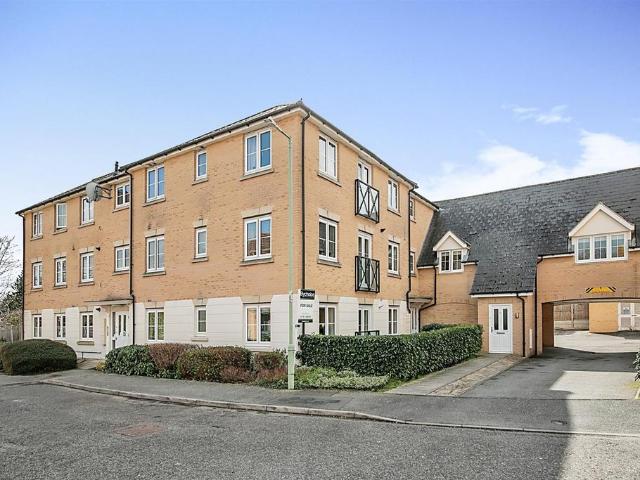 Flat for rent in Chelmondiston, Suffolk