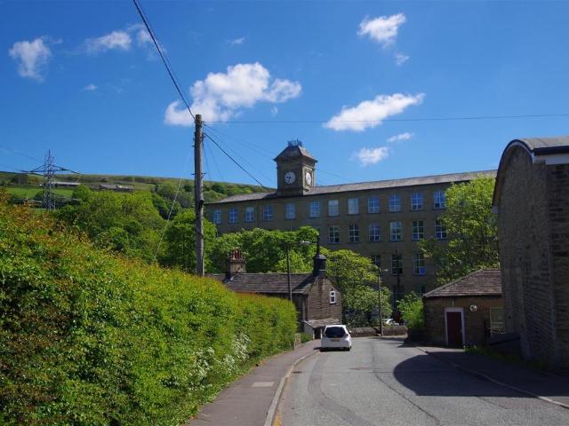 Flat for rent in Ripponden, West Yorkshire