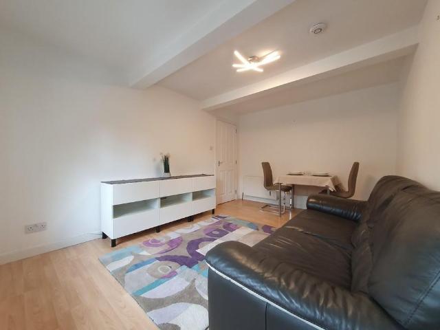 Apartment for rent in Ferryhill, Ballindoch