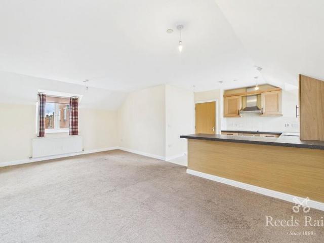 Apartment for rent in Throapham, Rotherham