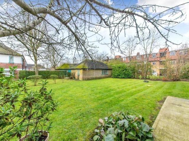 Flat for rent in Finchley, Greater London