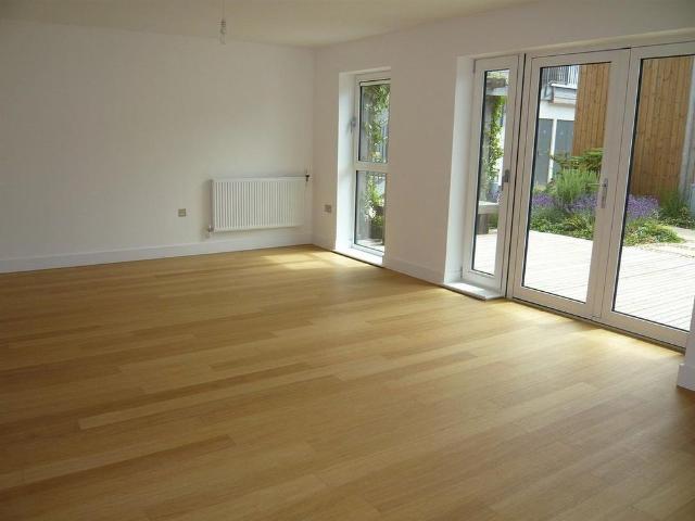 Apartment for rent in Enborne, West Berkshire