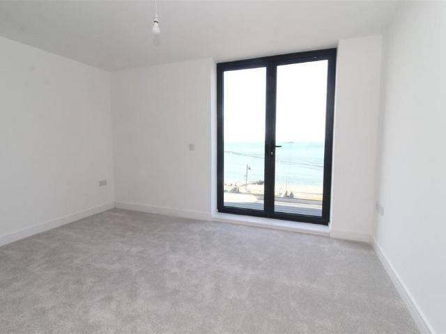 Apartment for rent in Oxenden, The Bridge