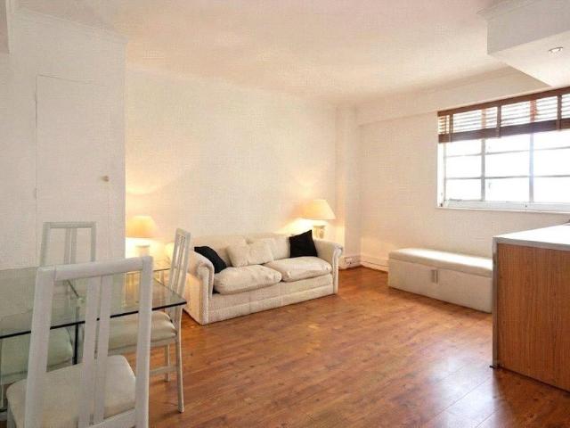 Apartment for rent in London Borough of Wandsworth, Greater London