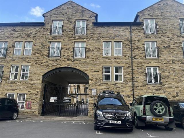 Flat for rent in West Yorkshire