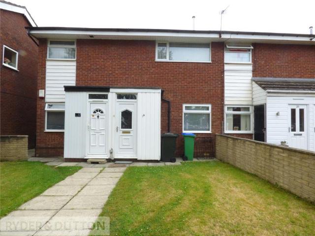 Flat for rent in Burnedge, Greater Manchester