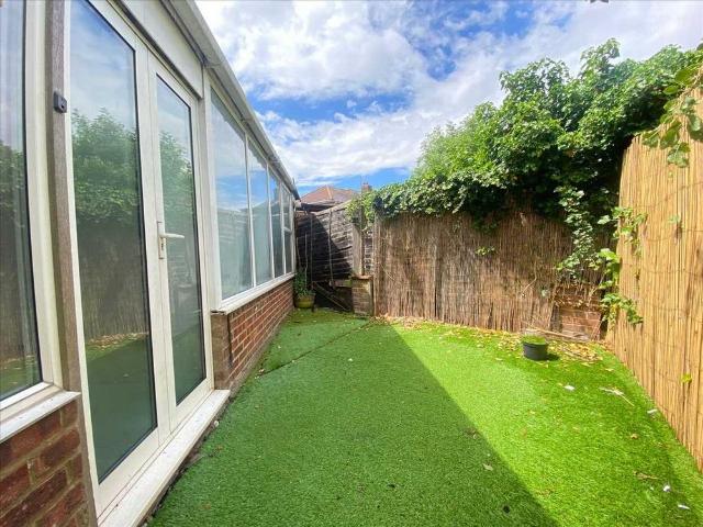 Apartment for rent in Hayes, Greater London