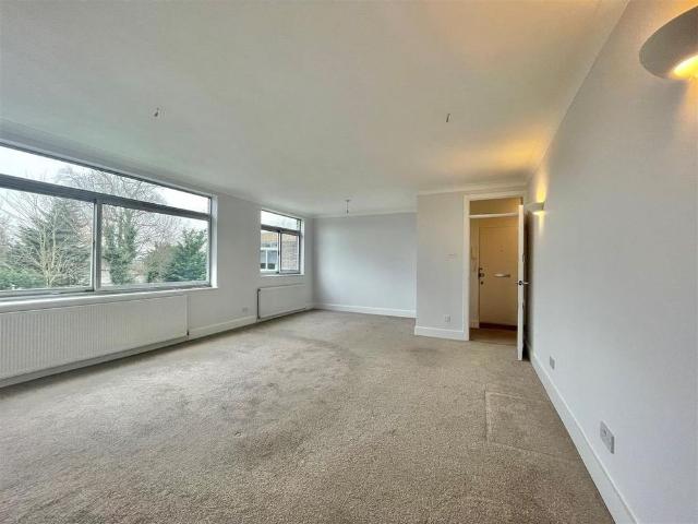 Apartment for rent in Radlett, Hertfordshire