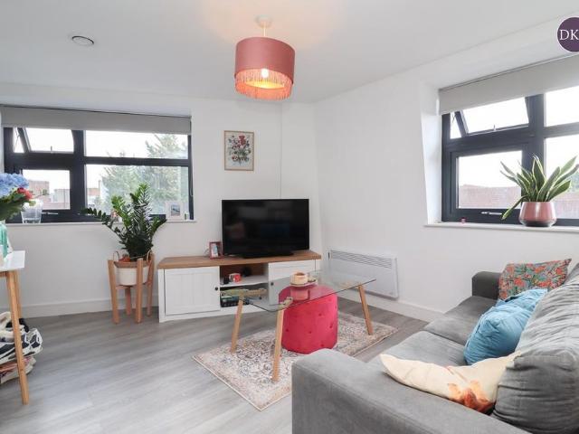 Apartment for rent in North Watford, Hertfordshire