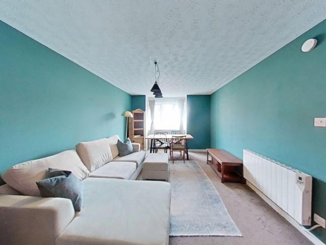 Apartment for rent in Lorne, Leith
