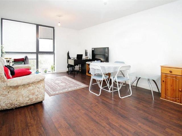 Apartment for rent in Lee Chapel, Essex