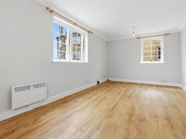 Apartment for rent in Stenhouse, Scotland