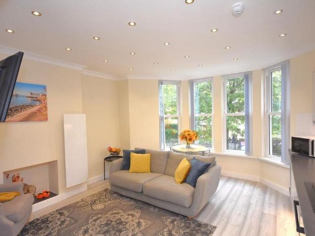 Apartment for rent in Penarth, Wales