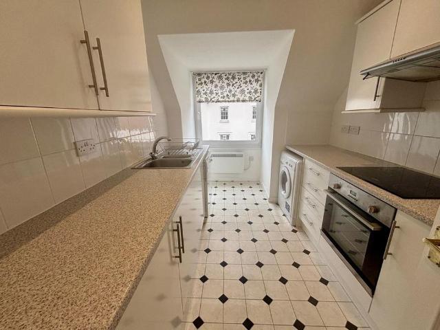 Apartment for rent in Sydenham, Green Close