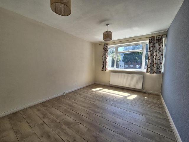 Apartment for rent in Parkstone, Poole