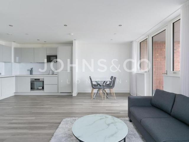 Apartment for rent in London Borough of Ealing, Greater London