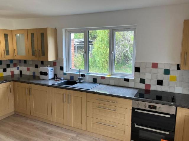 Apartment for rent in Clapgate, Navestock Side